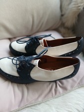 Gorgeous on Trend Office