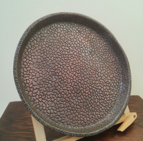 Vintage round embossed - vintage,