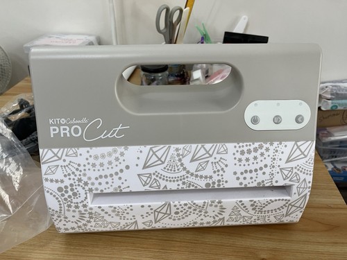 Kit caboodle pro cut die - n,