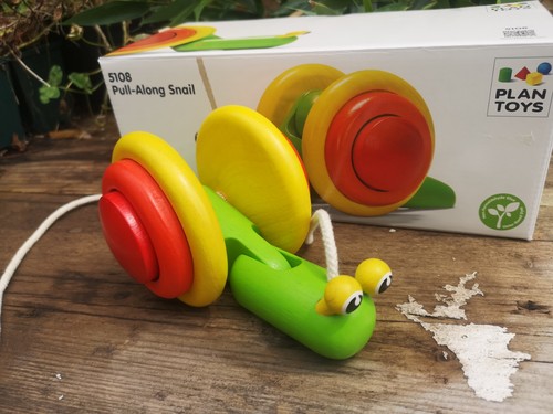 Plan toys pull along - plan, snail