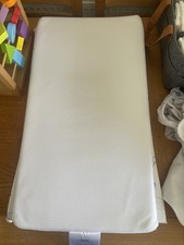 SNUZ POD 4 Bundle with 2 Mattress Protectors and 4 fitted sheets