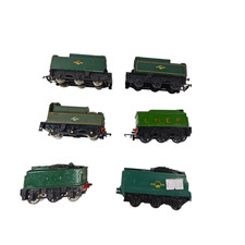 Rake Of 6 Triang Mainline LMS