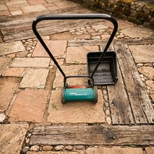 Qualcast Panther 30 Hand Push
