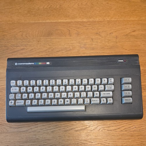 Commodore c16 vintage - 16,
