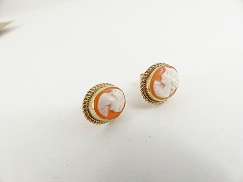9ct gold cameo - earrings, oval