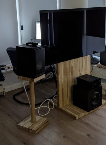 Made size solid oak tv - to,