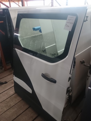 Vauxhall vivaro renault - vauxhall,