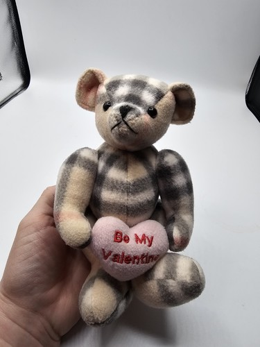 Burberry valentines pink - burberry,