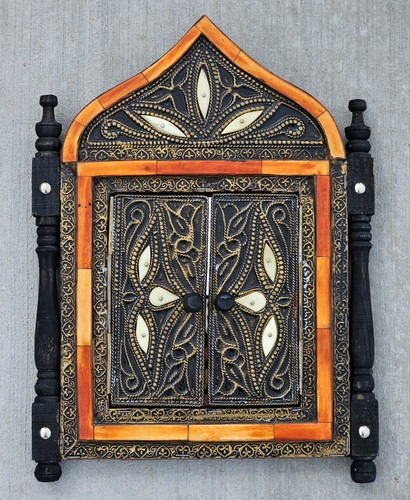 Handmade moroccan wall - moroccan,