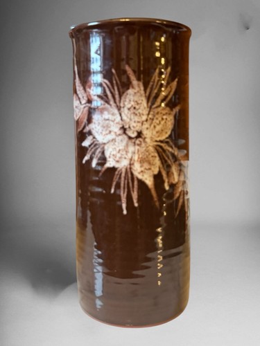 Handmade tenby pottery vase - tenby,