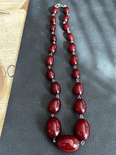 Cherry amber bakelite - cherry,