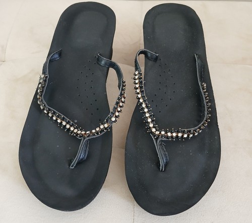 Bnwot black foam wedge - black,