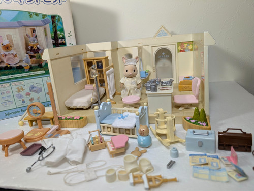 Sylvanian families forest - sylvanian,