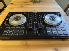 Pioneer DDJ-SB2 DJ Controller