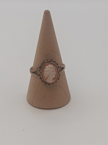 9ct gold cameo - 9ct, 2.8gram