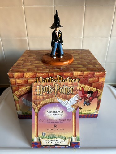Royal doulton harry - doulton,