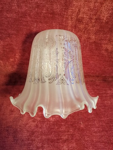 Pretty glass lampshade table - pretty,