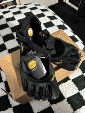 *NEW* Black Vibram Five Fingers V-Sole Barefoot Shoes Size 38