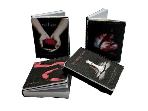 Dolls house twilight - dolls, book