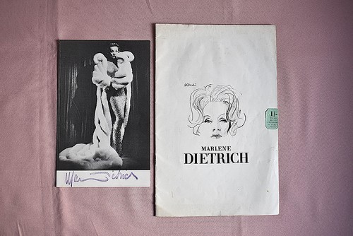 Marlene dietrich signed - ,