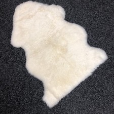 Genuine Sheepskin Fur Rug, Ivory Cream Champagne, Classic Pelt Shape 36"x26"