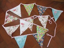 VINTAGE DECORATIVE FLOWER BUNTING