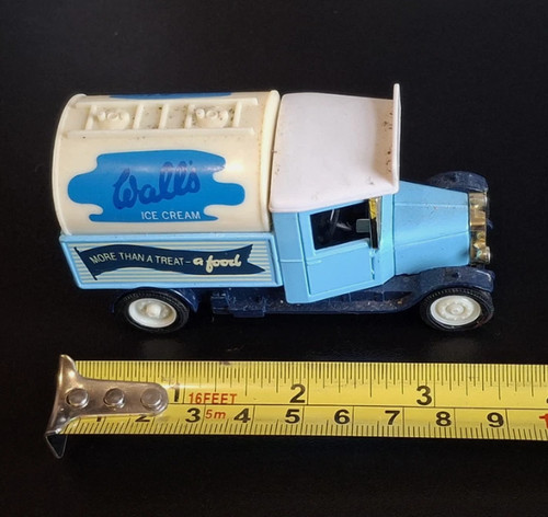 Corgi vintage die - die, cast