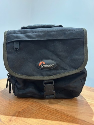 Lowepro nova mini case - nova,