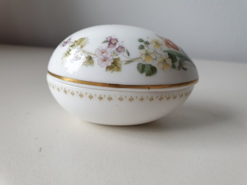 Wedgewood mirabelle egg - “mirabelle”,