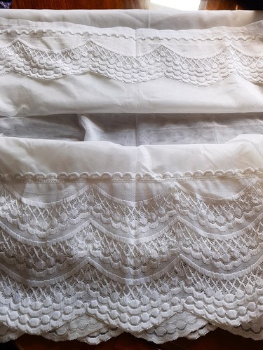 Unused vintage net lace - ,