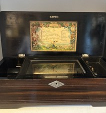 19th Century Antique Swiss Made musical box In Good Working Condition