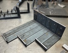 Giant ladder bracket - giant,
