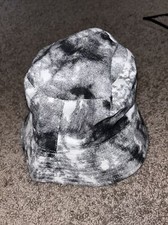 Never Worn Unisex Black And