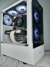 Ultra Fast Gaming PC / R7