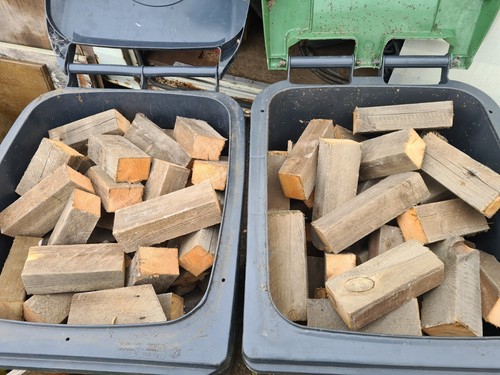 Seasoned dried timber - seasoned/dried, off-cuts