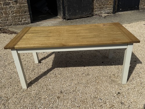 Laura ashley oak kitchen - laura,