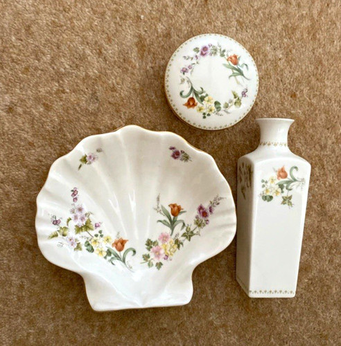 Wedgwood mirabelle bone china - bone,