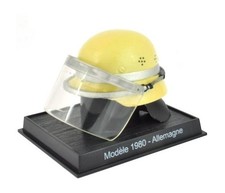 Del Prado ER04 - 1:5 Fire Helmet, Model 1980, Germany