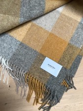 ABRAHAM MOON , CHECK THROW BRONTË BY MOON 100% PURE NEW WOOL  NEW TASSELED .