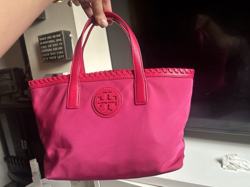 Tory burch genuine - tory, pink