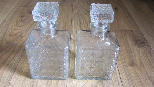 Vintage square port - 2,