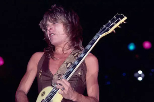 Randy rhoads plays - rhoads,