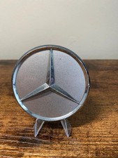 OEM MERCEDES BENZ A B C E CLASS 75mm ALLOY WHEEL CENTRE CAP PLASTIC A2204000125