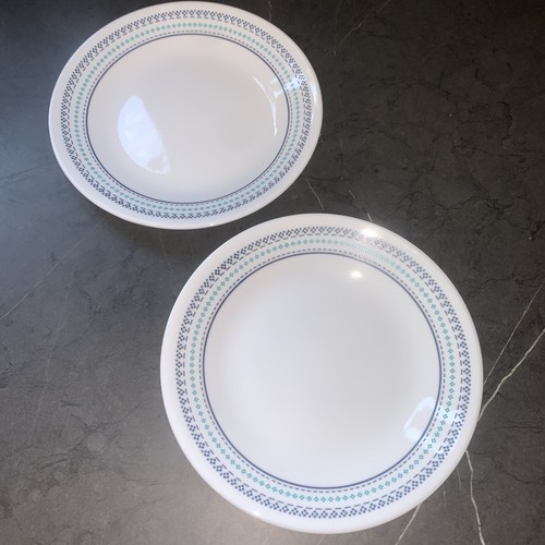 Pair corelle folk - corelle, stitch