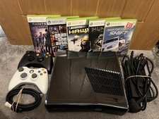 Xbox 360 S Slim Console (black) with 2 controllers and games 