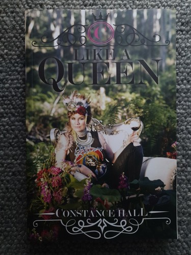 Like queen book constance - like,