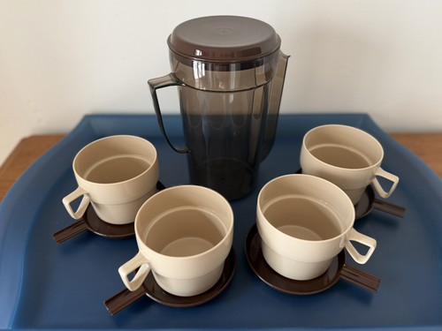 Vintage plastic picnic drink - vintage,