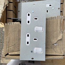 Legrand SP4201  13a Double
