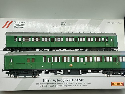 Hornby r3177 class 401 - 401, 2-bil