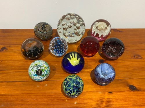 Glass paperweights various - paperweights,